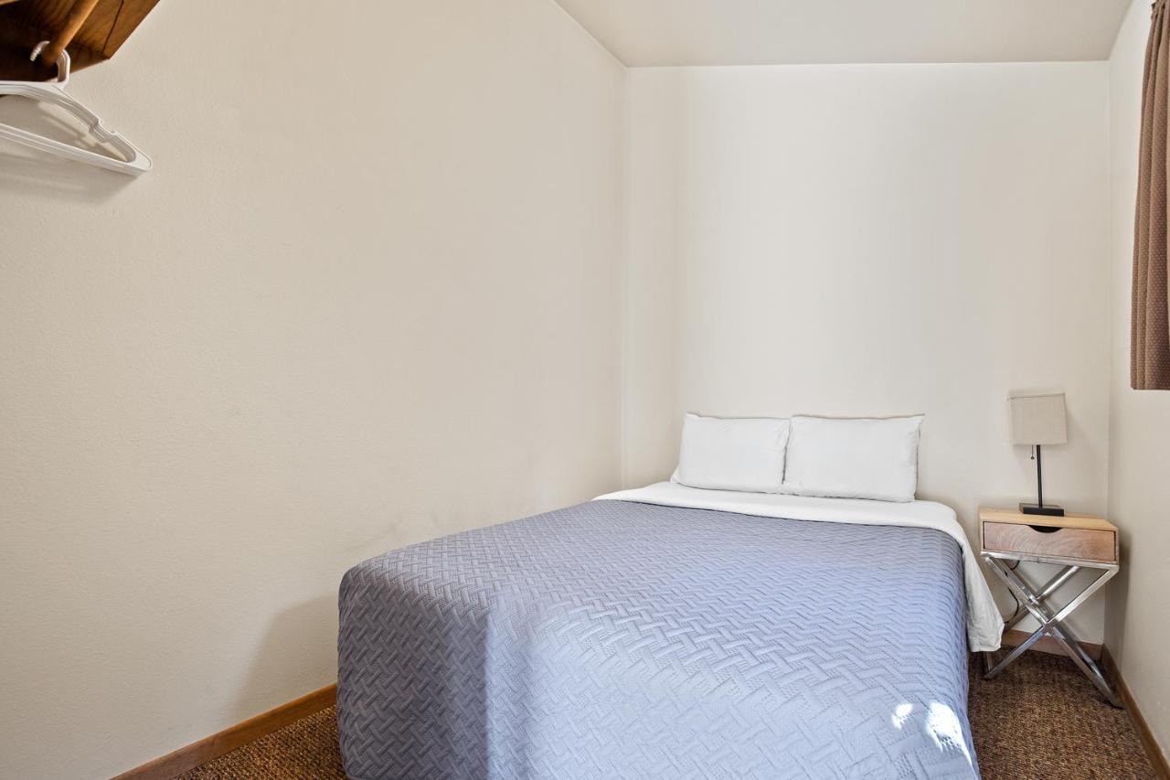 היל סיטי Harney Camp Cabins מראה חיצוני תמונה