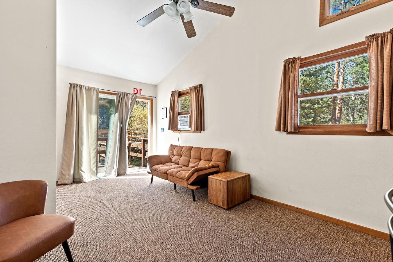 היל סיטי Harney Camp Cabins מראה חיצוני תמונה